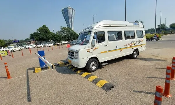 9 Seater Tempo Traveller